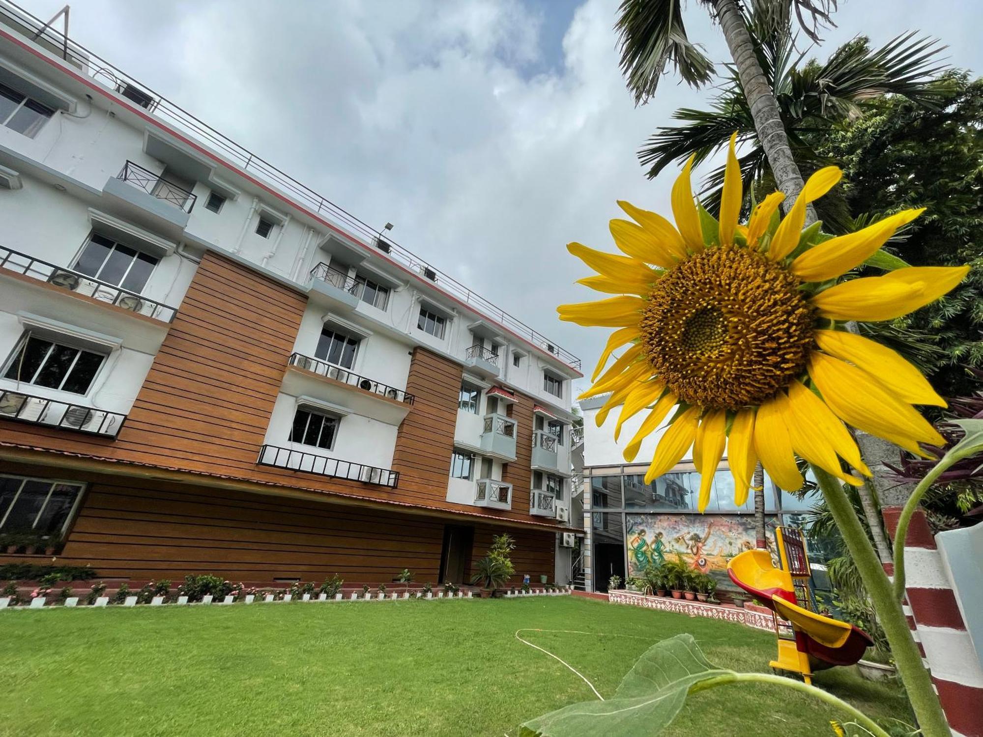 Hotel Royal Bengal Bolpur Luaran gambar