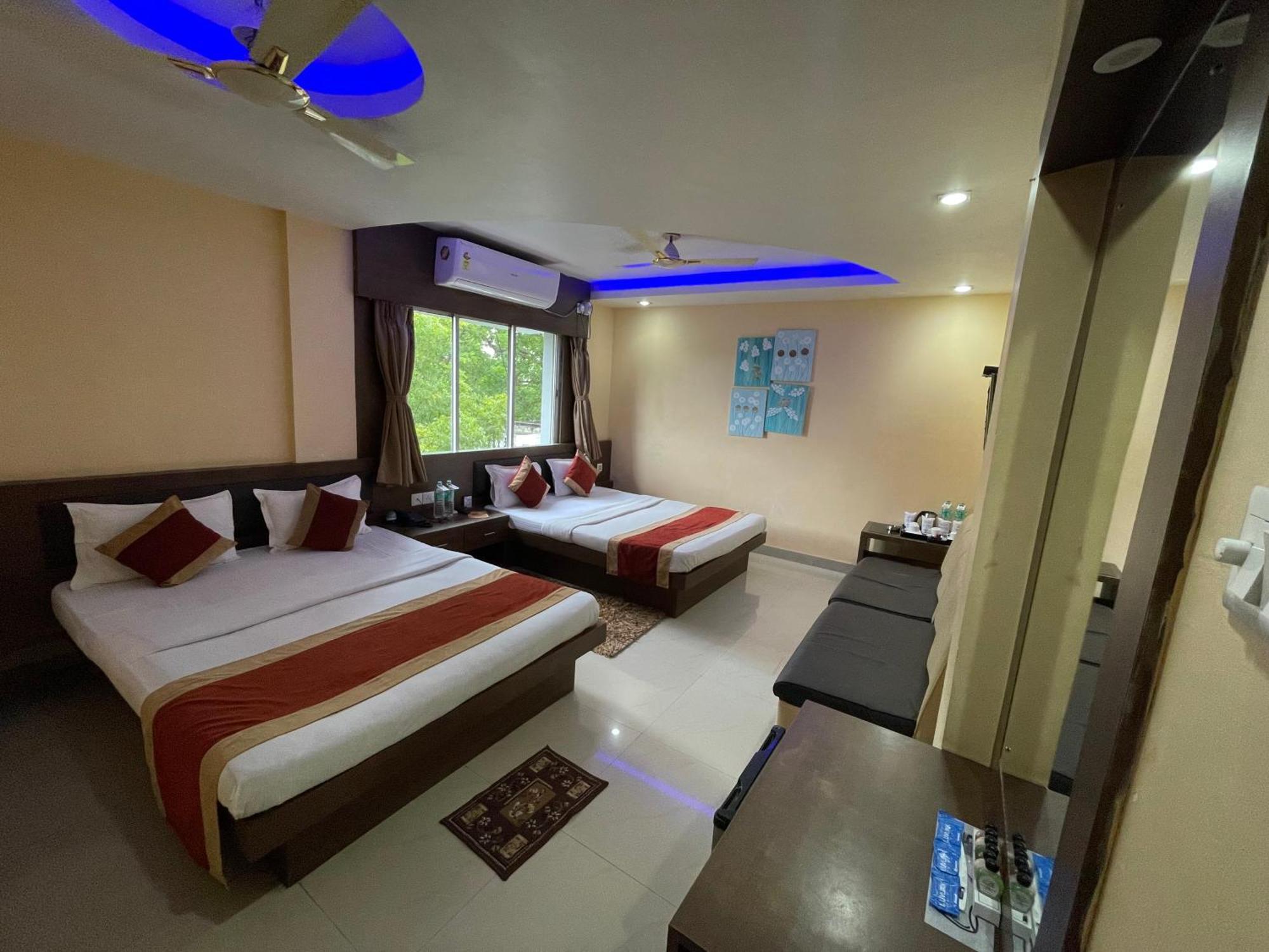Hotel Royal Bengal Bolpur Luaran gambar